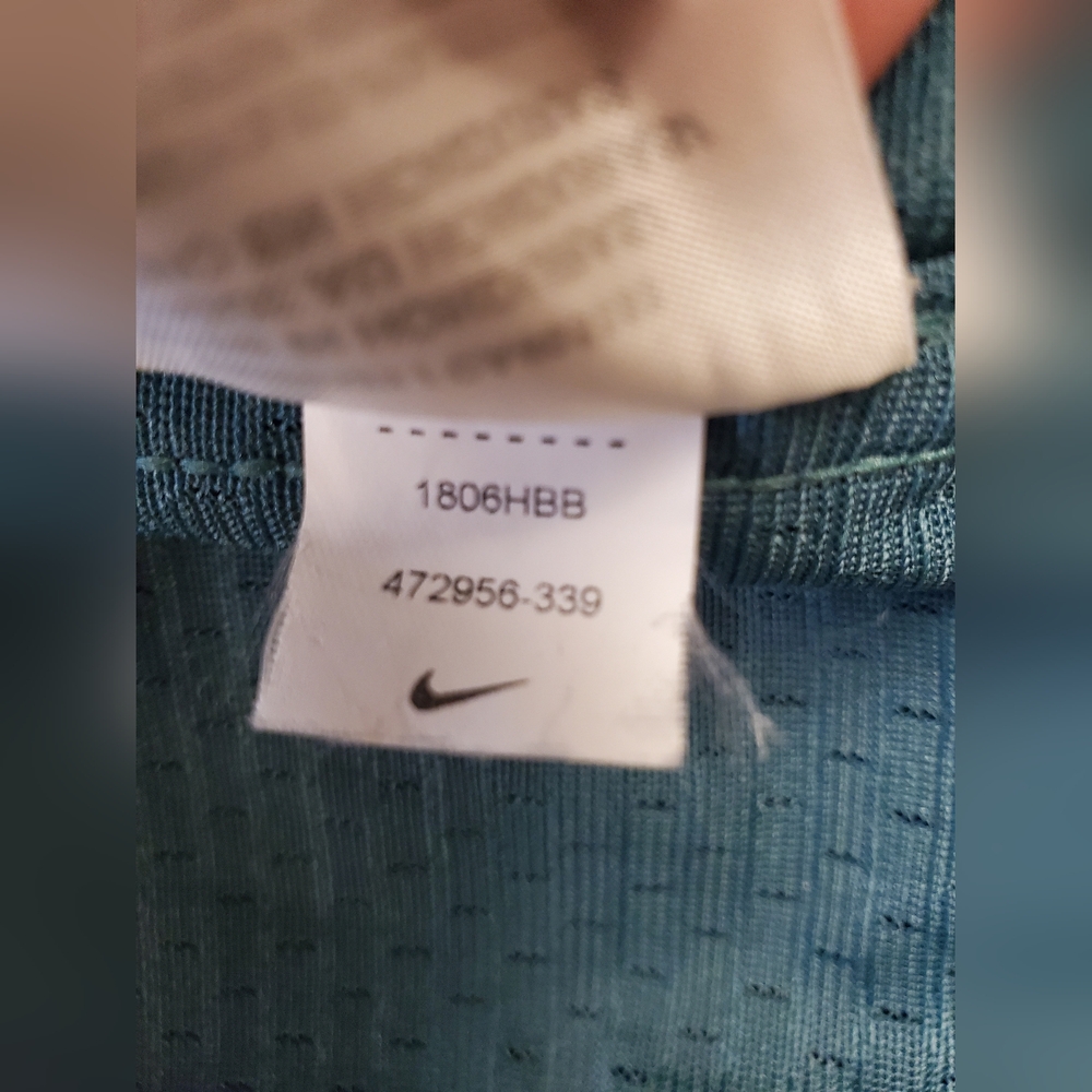 Nike Philadelphia Eagles Women's Green Jersey - Picture 14 of 14